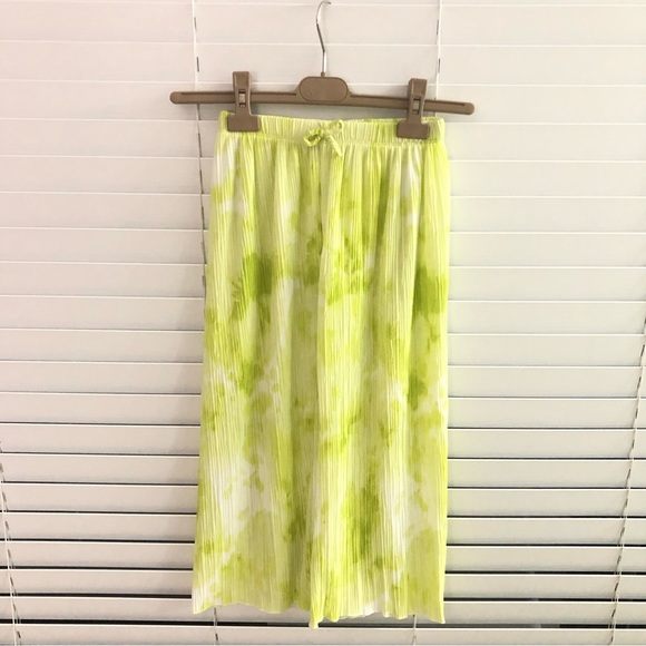 Zara Girls wide leg pleated  pants tie dye pattern & puffy shoulder tee set of 3 - Picture 7 of 15